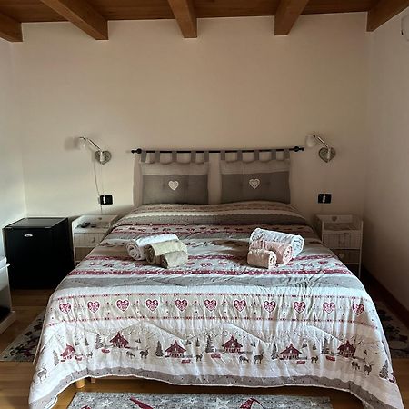 Lo Sougnet Hotel Hone Buitenkant foto
