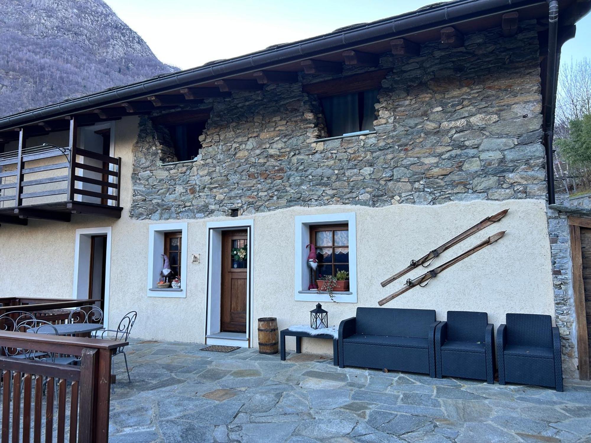 Lo Sougnet Hotel Hone Buitenkant foto